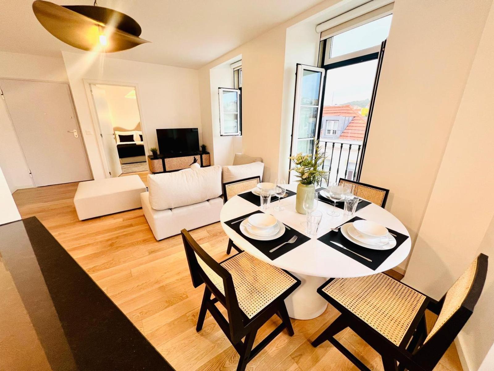 Lisbon Pink House II Beautiful 2 Bedroom Flat In City Center Εξωτερικό φωτογραφία