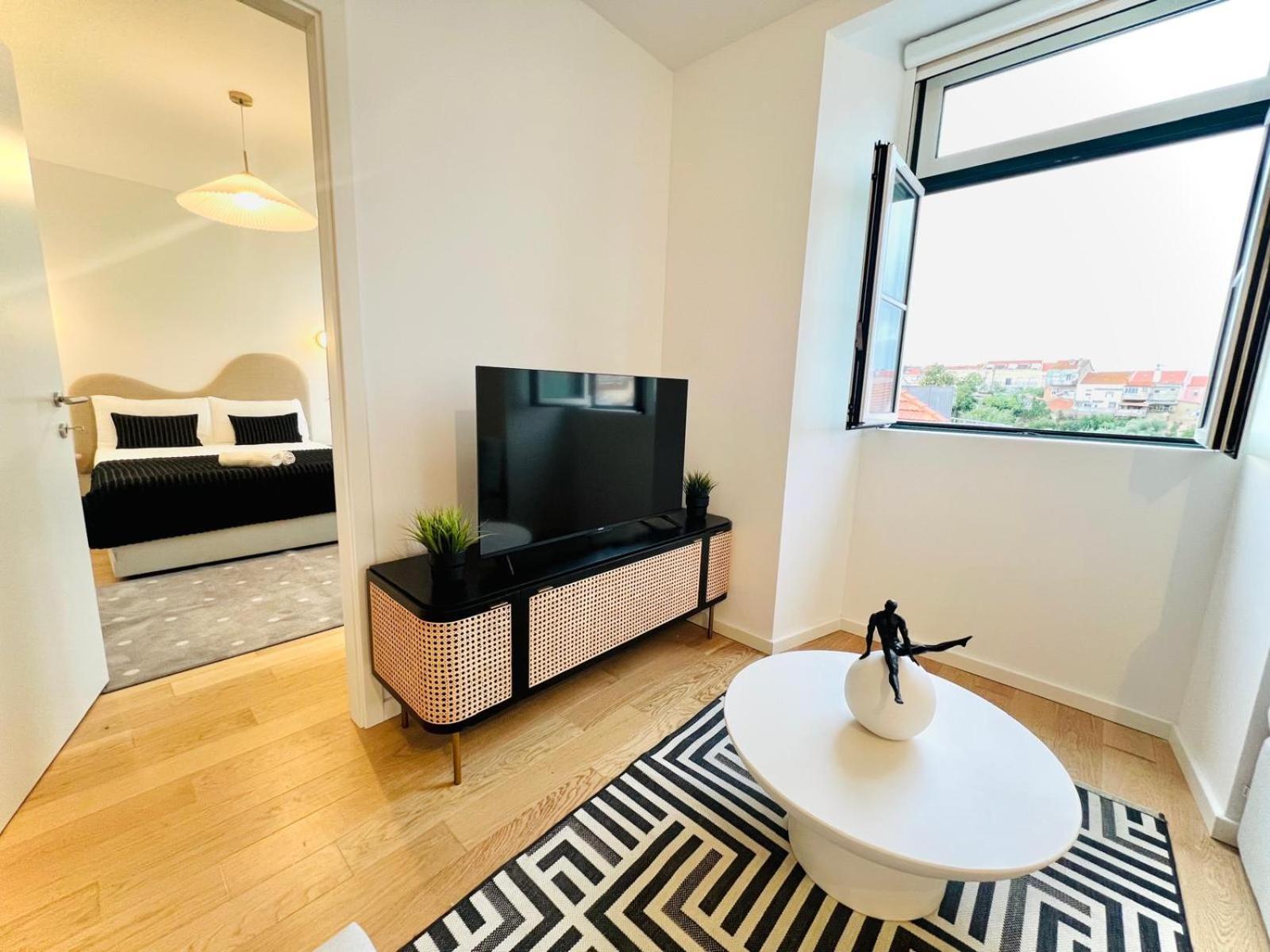 Lisbon Pink House II Beautiful 2 Bedroom Flat In City Center Εξωτερικό φωτογραφία