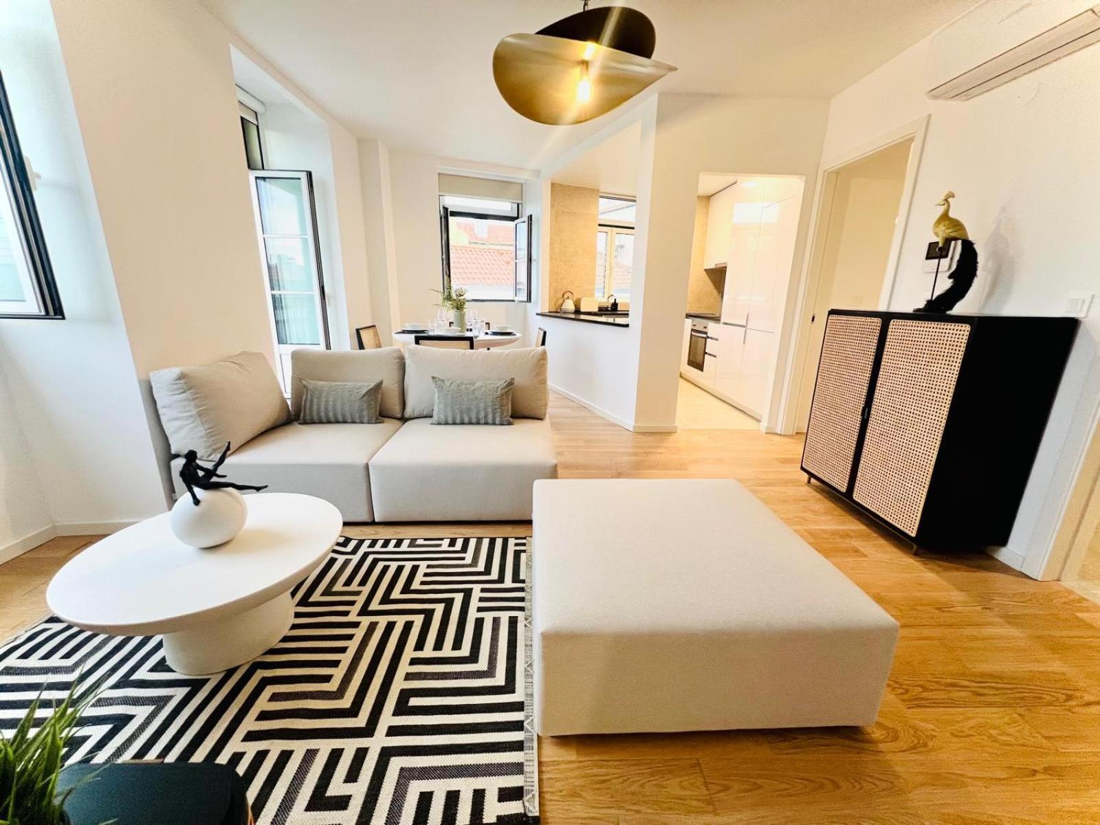 Lisbon Pink House II Beautiful 2 Bedroom Flat In City Center Εξωτερικό φωτογραφία
